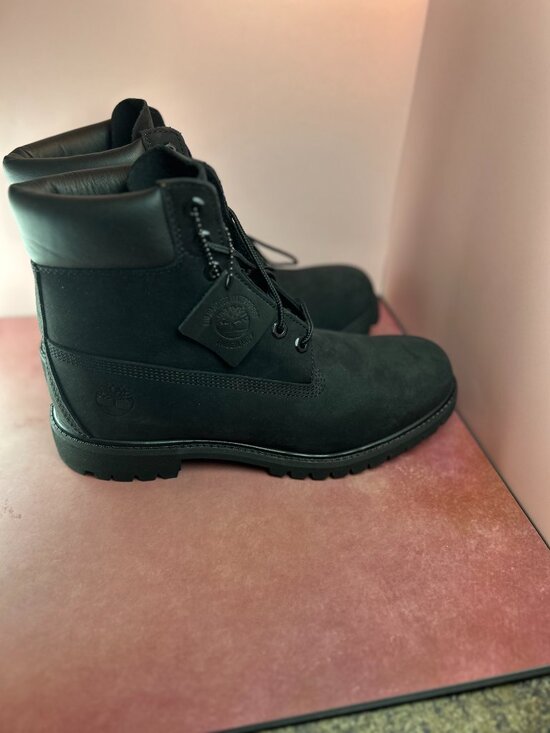 TIMBERLAND BOOTS 9.5 main image 4